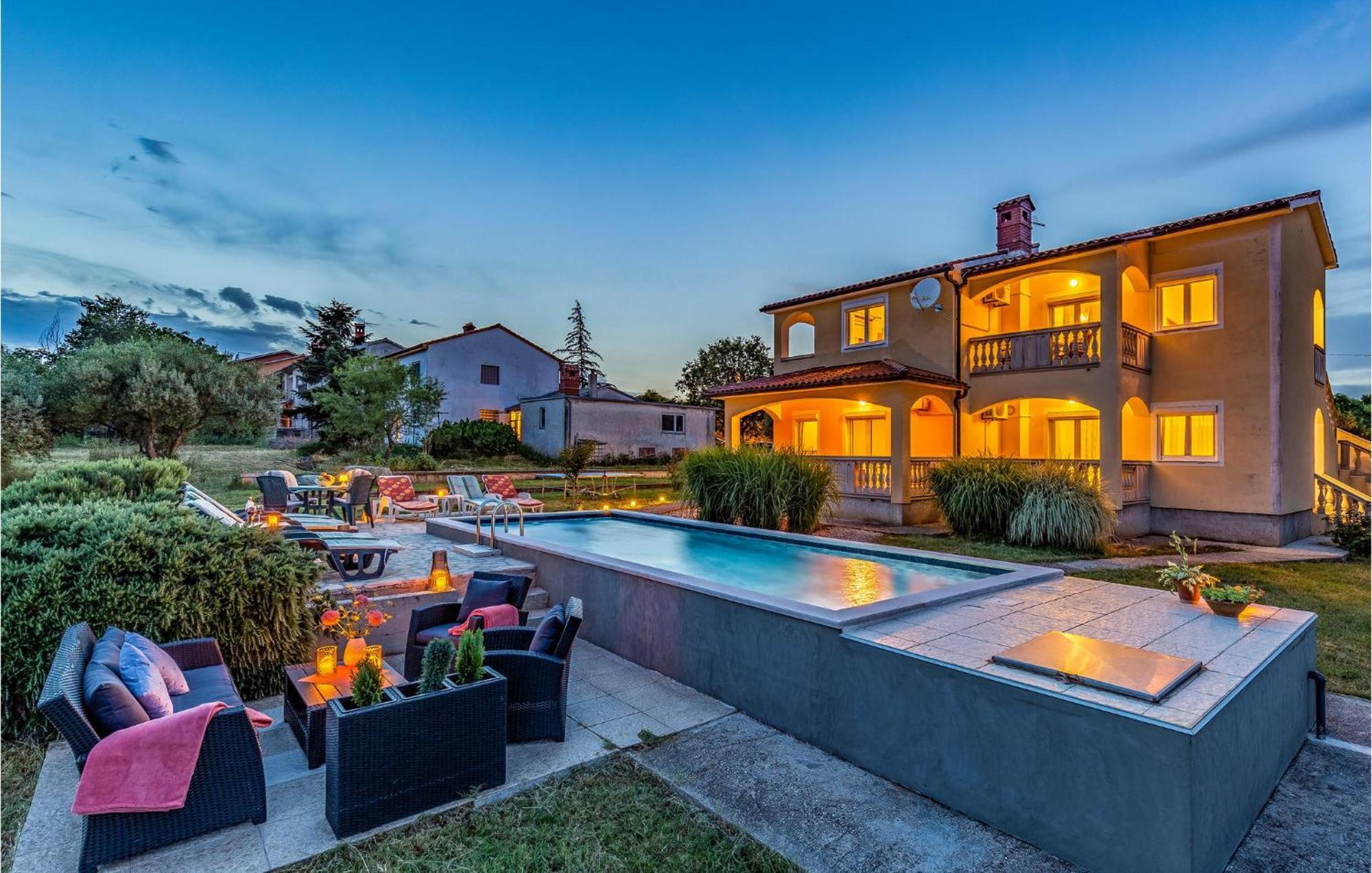 Amazing Home In Valtura Exterior foto